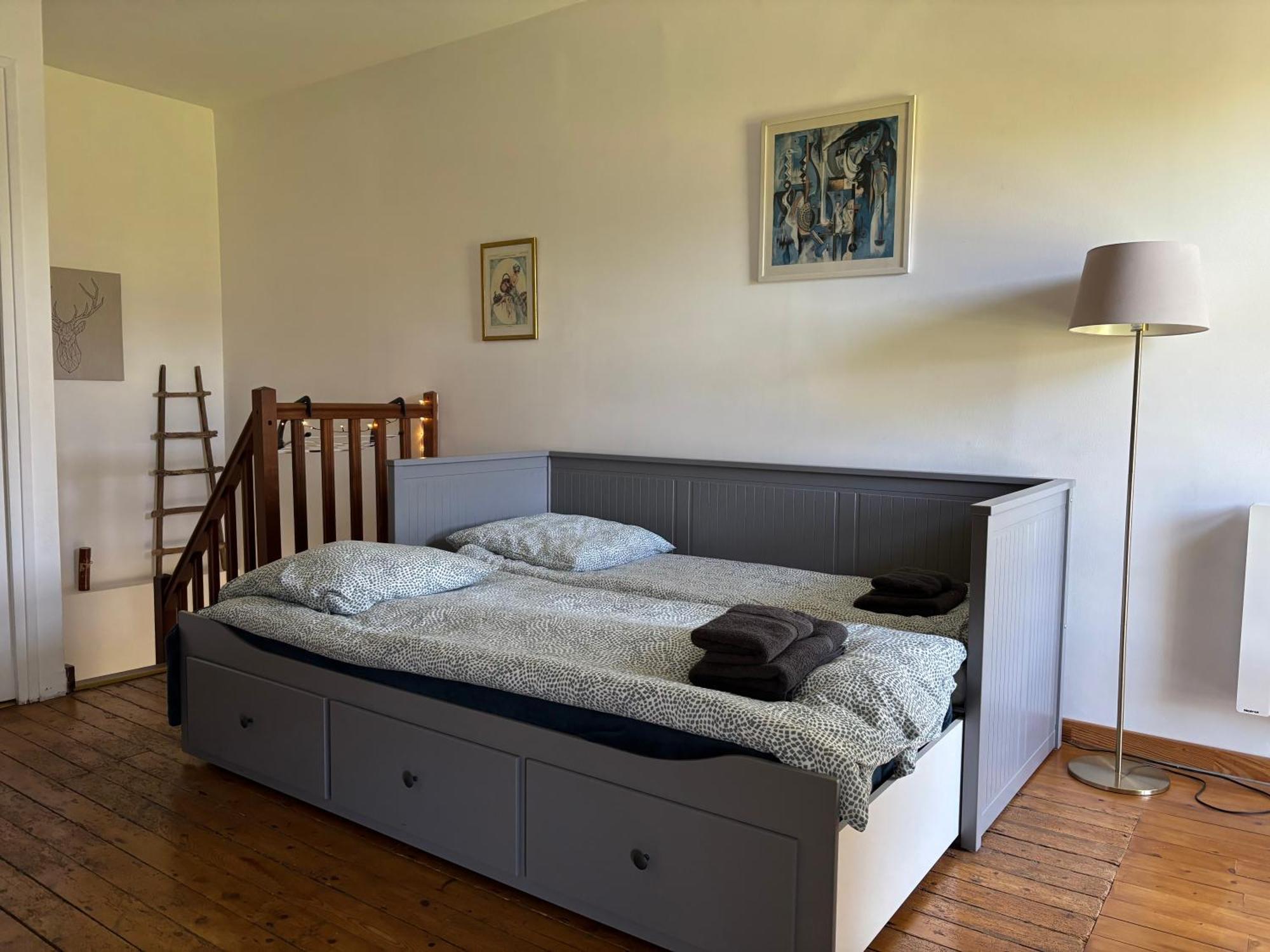 Les Douves Duplex 5 Personnes Lumineux Avec Jardin Et Terrasse Amenagee , Vue Sur Chateau A 5Mn De La Mer, Proche Omaha Beach Et Bayeux Commes Εξωτερικό φωτογραφία